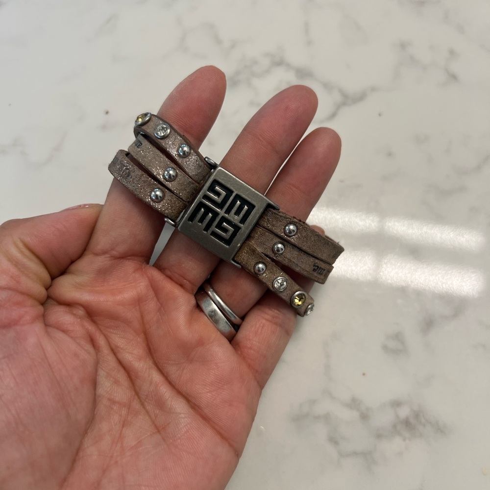 Elegant Tan Leather Bracelet with Silver and Gold Accents